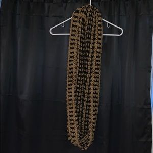 Rampage infinity scarf